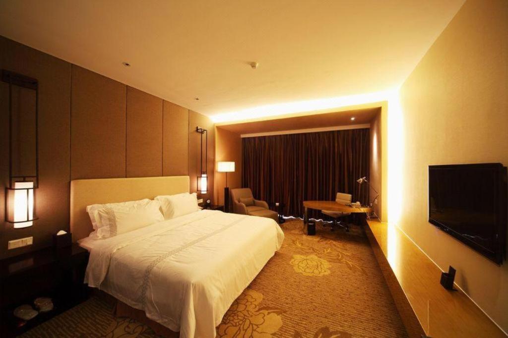 Haiyang Shenglong Jianguo Hotel Fengcheng  Екстер'єр фото