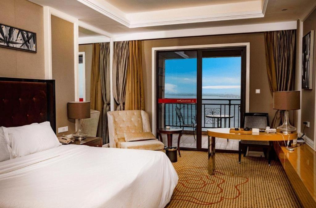 Haiyang Shenglong Jianguo Hotel Fengcheng  Екстер'єр фото