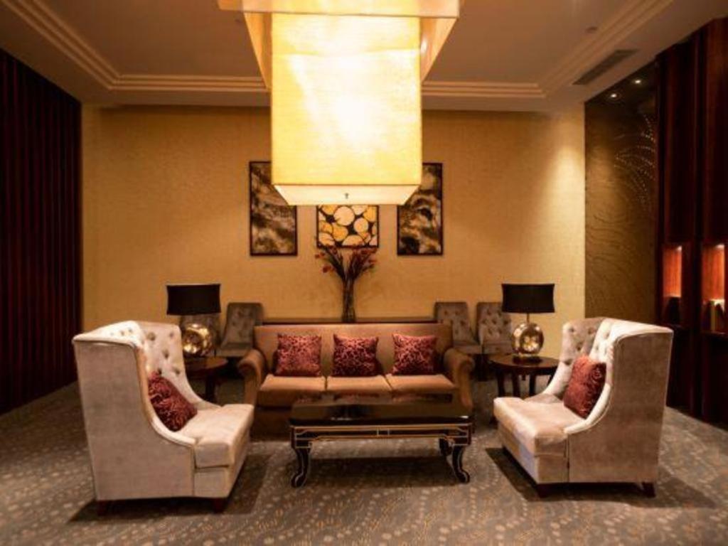 Haiyang Shenglong Jianguo Hotel Fengcheng  Екстер'єр фото