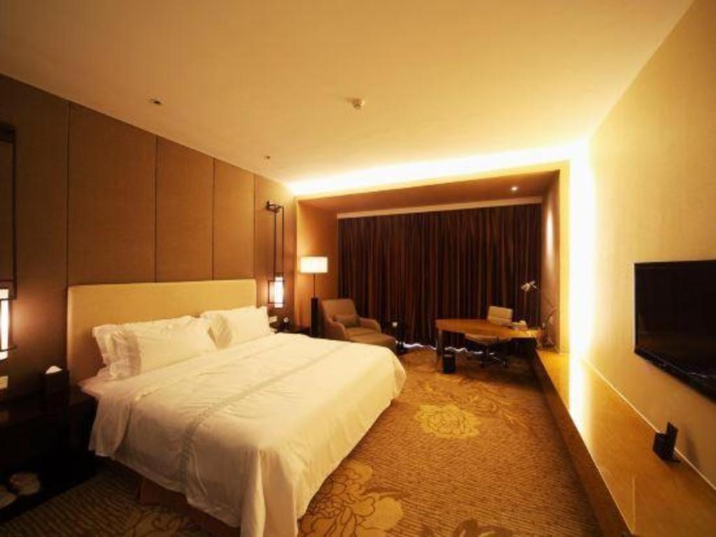 Haiyang Shenglong Jianguo Hotel Fengcheng  Екстер'єр фото