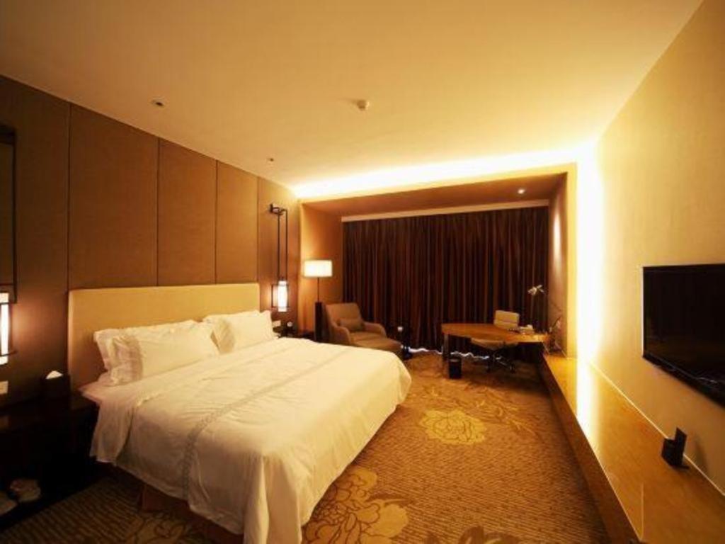 Haiyang Shenglong Jianguo Hotel Fengcheng  Екстер'єр фото